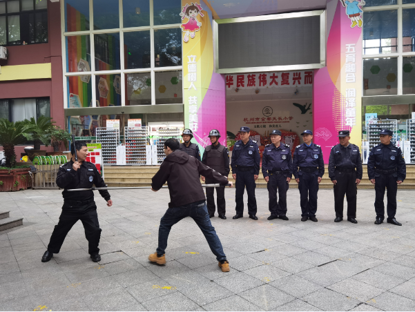 以“演”筑防,临“暴”不乱 —力邦保安反恐防暴“联合”演练活动