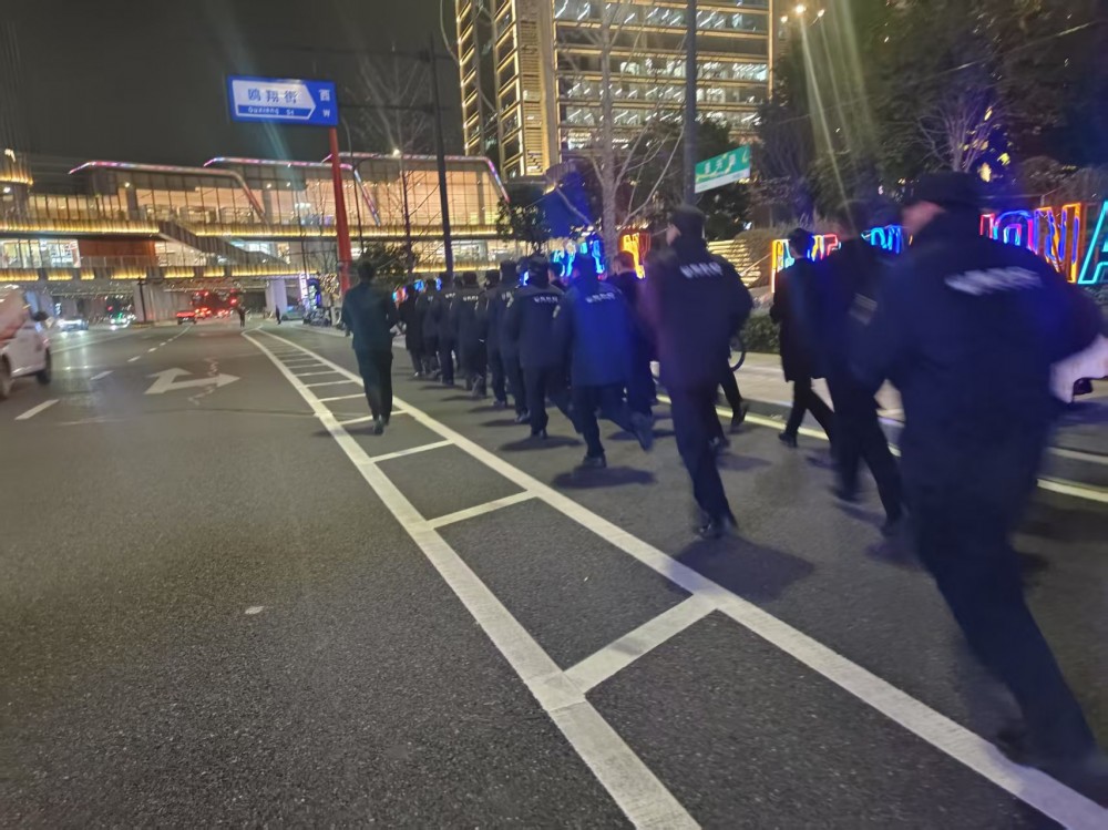 安保训练常抓不懈，铸就过硬队伍风采