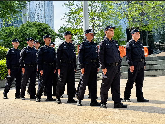 厉兵秣马强技能，锤炼作风树形象——力邦保安开展专项训练